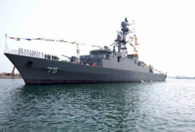 Иранский эсминец Dena и тральщик Shahin присоединились к ВМС Ирана