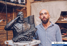 Азербайджанский скульптор, запечатлевший в своих работах наших героических воинов – ФОТО/ВИДЕО