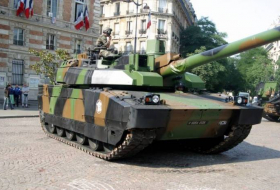 Франция приняла решение о модернизации основного боевого танка Leclerc