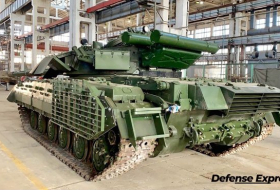 Украинскому танку Т-64БМ2 приподняли башню
