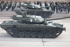 В Польше объяснили, почему российская армия еще не получила беспилотный танк на базе Т-14 «Армата»