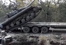 Танк ВСУ при погрузке насмерть придавил украинского военного