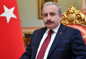 Мустафа Шентоп: Турция обсуждает с Азербайджаном вопрос обеспечения безопасности аэропорта Кабула