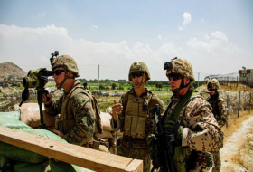 Американские солдаты вывели из строя оставленное в Афганистане военное оборудование