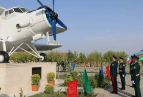 Состоялось открытие монумента в память о погибших в Отечественной войне азербайджанских летчиках-пограничниках - Фото
