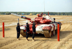 Азербайджанские военные вышли в финал конкурса «Танковый биатлон»