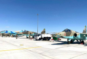 Азербайджанские военные пилоты на учениях «TURAZ Şahini-2021» провели полеты 