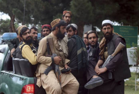 Талибы вывесили флаг над офисом губернатора Панджшера - Фото