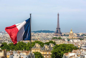 Франция отозвала своих послов из США и Австралии