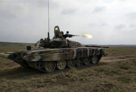 Танковые подразделения выполнили боевые стрельбы - Видео