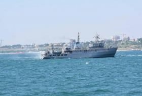 Военный корабль Украины потерпел бедствие в Черном море