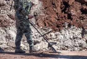 Террористы PKK укрепляют линии фронта в Сирии минами