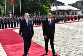Эрдоган поздравил Алиева с Днем Победы