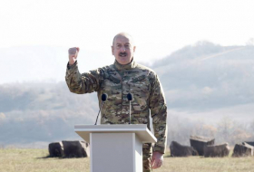 Президент Азербайджана, Верховный главнокомандующий ВС Ильхам Алиев выступил перед военнослужащими в Шуше  - Видео (Обновлено)