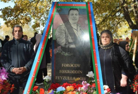 В Худате почтили память шехида Отечественной войны Фахреддина Фараджева - Фото