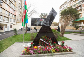 В Баку почтили память шехида Отечественной войны Эльшана Салаева - Фото