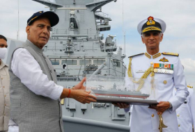 Индия вооружилась эсминцем нового поколения