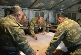 В одном из соединений Сухопутных войск Азербайджана прошли командно-штабные учения - Фото