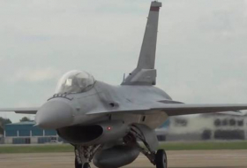 На Тайване приостановили полёты F-16 после падения в море модернизированного истребителя