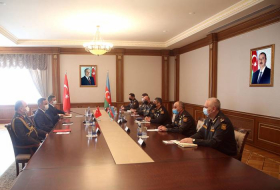 Обсуждены вопросы расширения азербайджано-турецкого военного сотрудничества