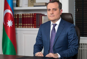 Министр: Азербайджан показал Армении пример в связи с пленными и заложниками