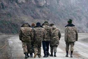 Родственники вернувшихся из Баку военных атаковали в Ереване следотдел