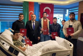Посол посетил ветеранов, проходящих лечение в Турции