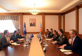 Закир Гасанов встретился со спецпредставителем НАТО по Кавказу и Центральной Азии