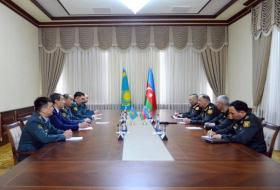 Керим Велиев встретился с делегацией Казахстана