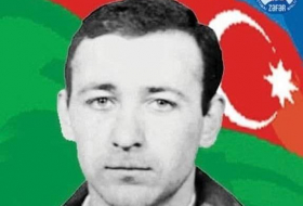 Сегодня 30-я годовщина со дня гибели Национального героя Азербайджана Ровшана Гусейнова