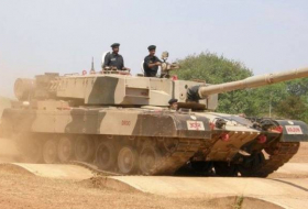 Индийские военные испытали новую противотанковую ракету