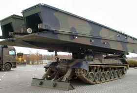 Германия поставит Украине 16 танковых мостоукладчиков Biber