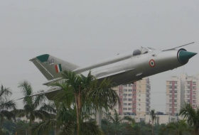 Истребитель МиГ-21 ВВС Индии потерпел крушение на западе страны