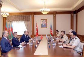 Закир Гасанов встретился с ректором Национального университета обороны Турции