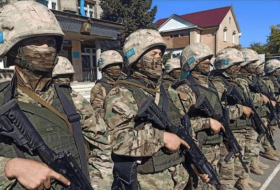 Казахстан проводит учения войск теробороны