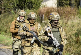 Украинцы завершают операцию по окружению российских войск в Лимане 