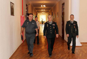 Делегации Казахстанa и Узбекистанa посетили Военный институт имени Гейдара Алиева