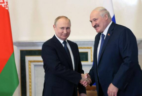 Лукашенко и Путин договорились о развертывании региональной группировки войск