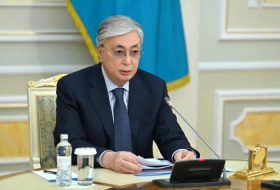 Токаев: Проблемы между Арменией и Азербайджаном нужно решить мирным путем