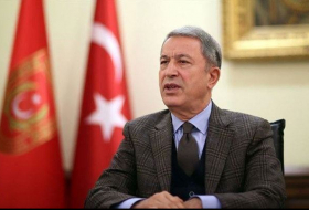 Хулуси Акар заявил о расширении производства в сфере обороны в Турции