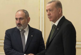 Эрдоган и Пашинян договорились о встрече спецпредставителей в Турции и Армении