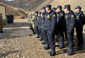 Закир Гасанов посетил воинские части, дислоцированные на границе с Арменией - Видео