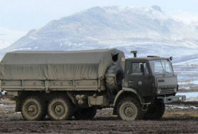 В Армении перевернулся военный грузовик: есть погибший и раненные