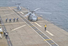 Вертолеты впервые приземлились на борту флагмана ВМС Турции