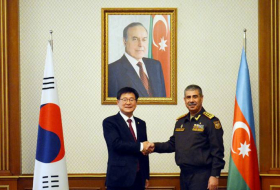 Обсуждено азербайджано-корейское военное сотрудничество - Фото