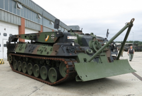 Германия передала Украине БРЭМ Bergepanzer 2, машину скорой помощи и вилочные погрузчики