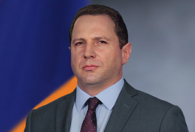 Подан иск в связи с экс-министром обороны Армении