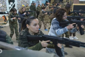 Армянскую молодежь готовят к войне с Азербайджаном - Видео