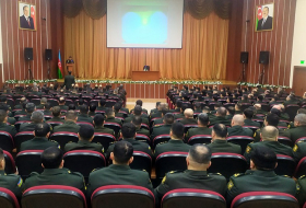 Проводятся учебно-методические сборы с сотрудниками кадровых органов армии Азербайджана