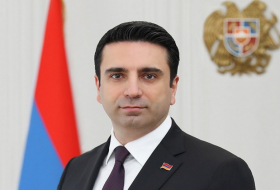Спикер парламента Армении дал показания в суде